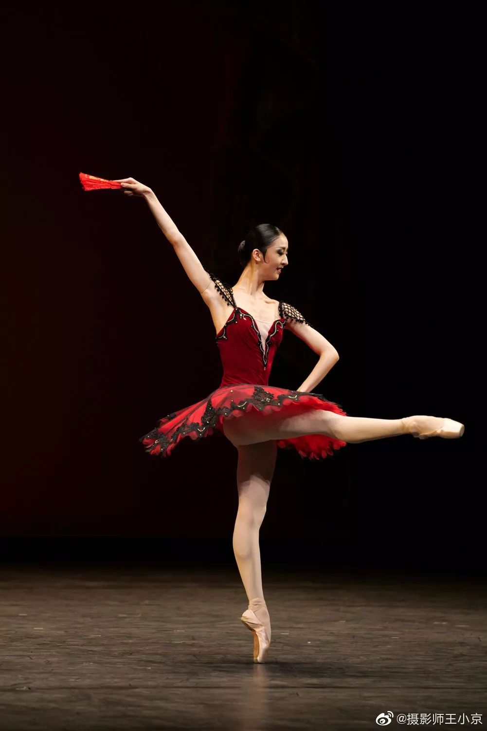 第五届北京国际芭蕾舞暨编舞比赛ibcc开幕式演出剧照