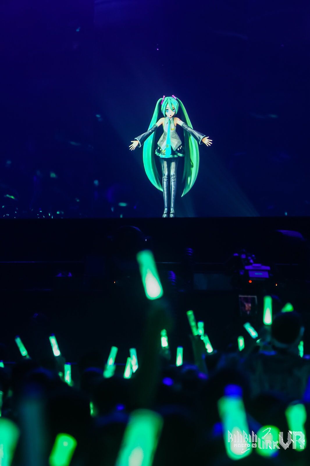 直播600万人气一票难求的虚拟艺人演唱会究竟有什么魅力