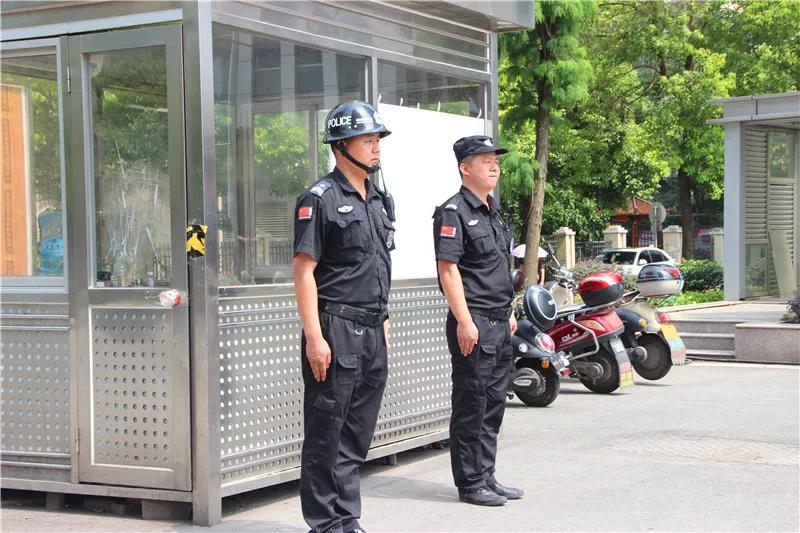 恪尽职守我们为宇成朝阳广场保驾护航