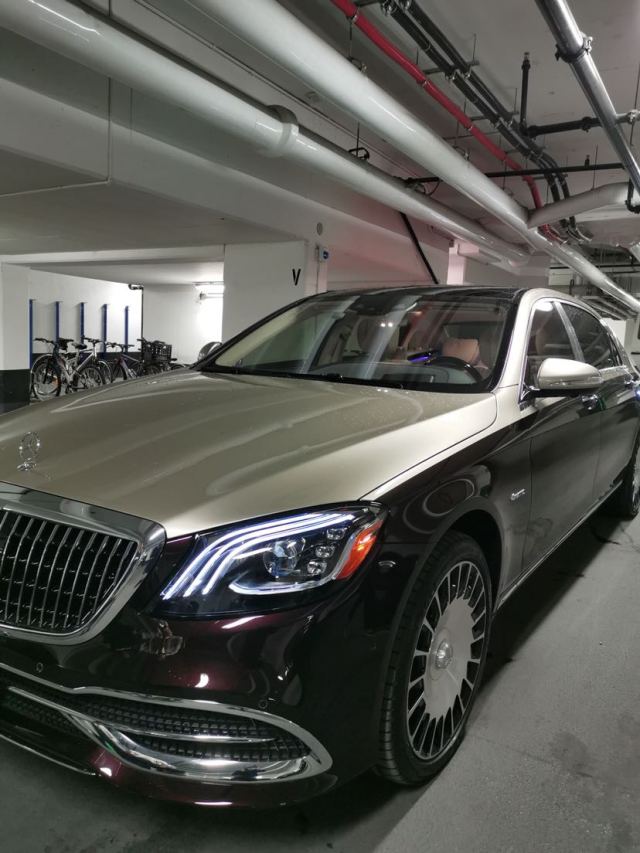 平行进口19款款奔驰迈巴赫s560行政四座双拼外观大气