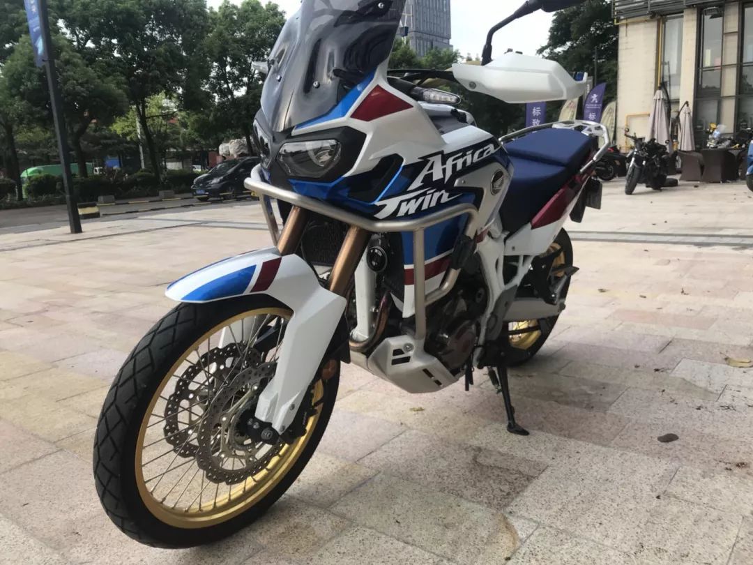 转让广州2018本田大贸非洲双缸adv