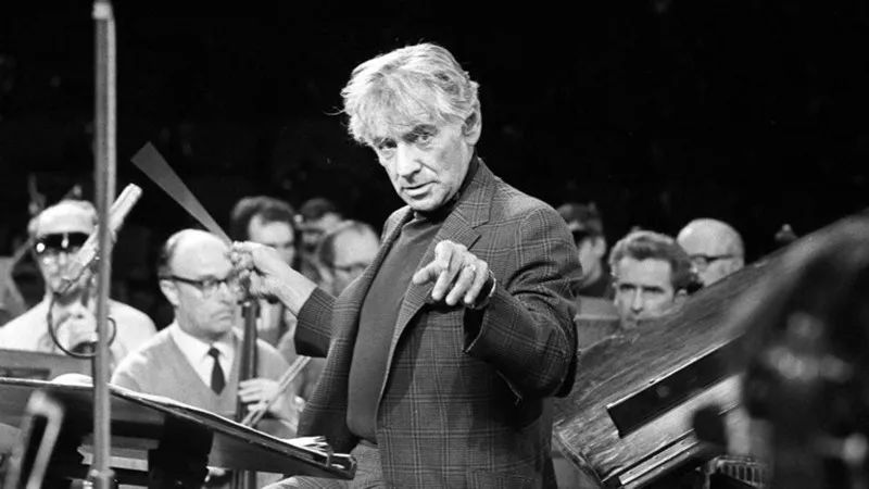 倫納德·伯恩斯坦(leonard bernstein,1918年8月25日 ~ 1990年10月14