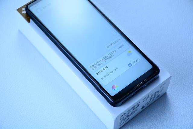 小米众筹新品,全面屏手机,支持小米ai助手_qin