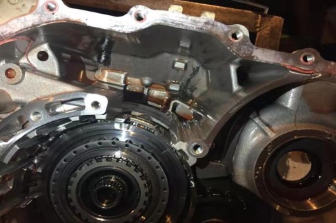 现代ix25变速箱故障异响噪音大解决办法