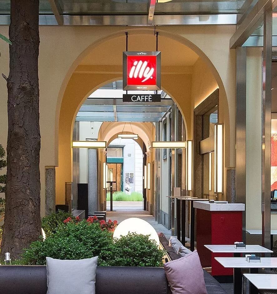 看不起星巴克意大利人带着国民咖啡杀回中国了