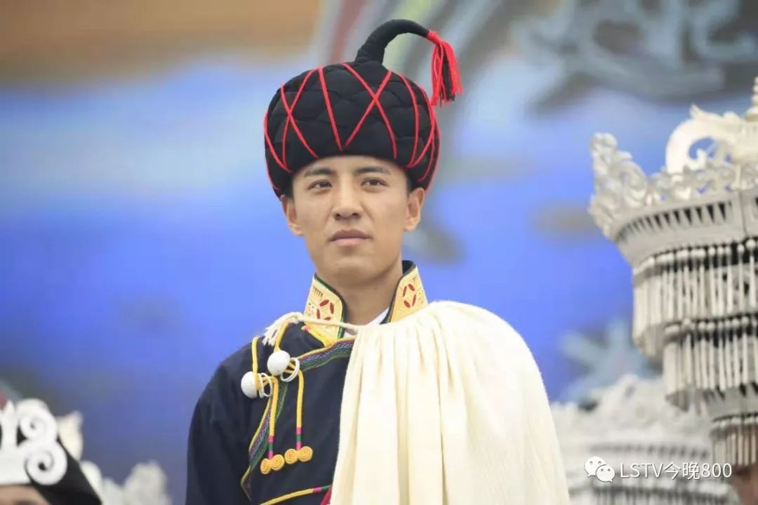 太美了2019年布拖彝族选美卢芳吉洛拉古夺冠