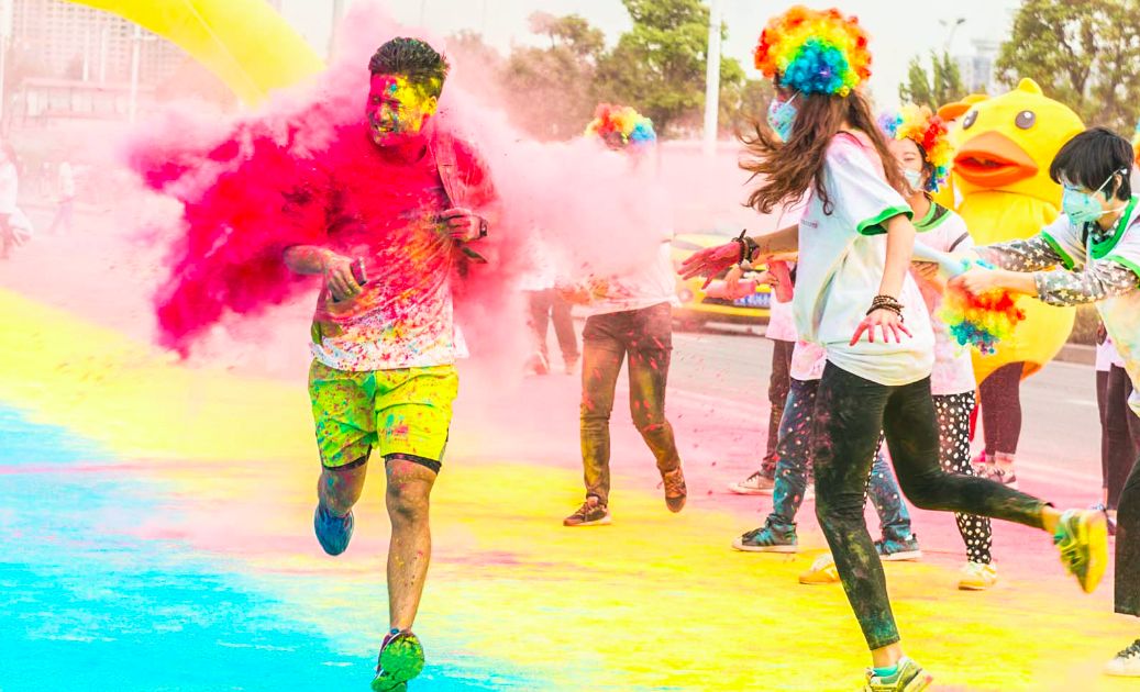 全城狂欢碧桂园青江府千人城市彩虹跑来啦报名即可免费送装备