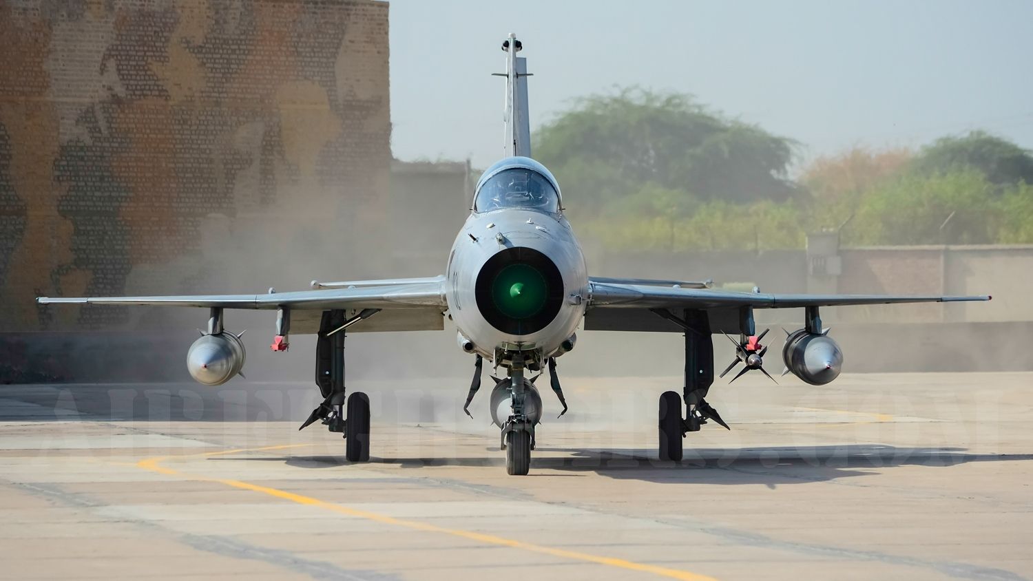 真正象征着中国彻底吃透米格21技术的是歼7g战斗机!