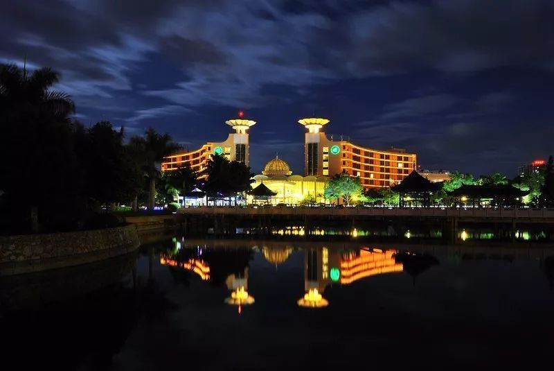 蒙自向全世界发出邀请