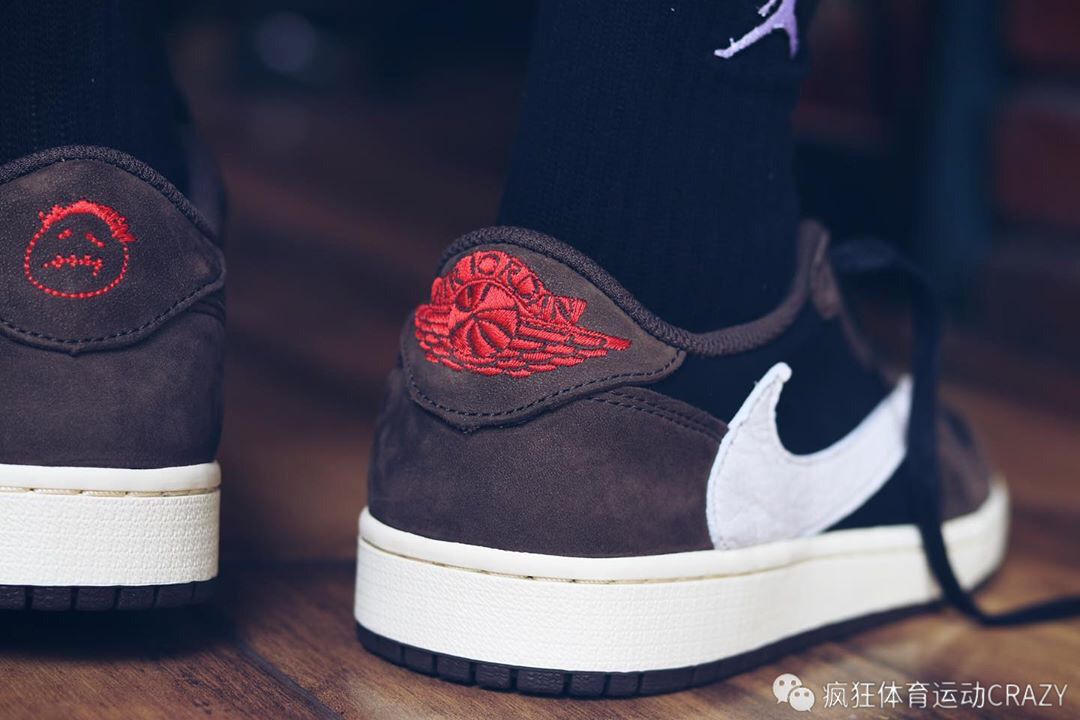 乔丹aj1倒钩travisscottxairjordan1low低帮球鞋