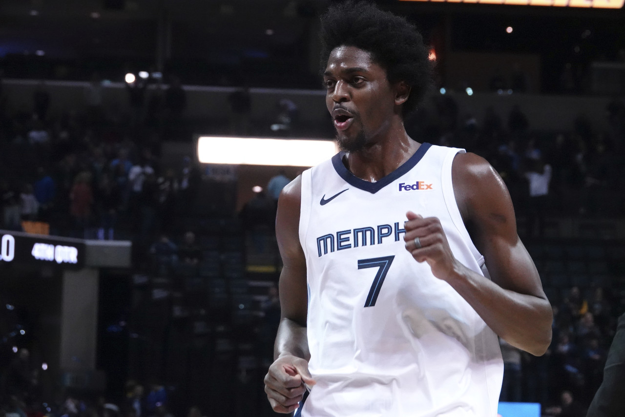 27 13悍将正式加盟步行者,球迷:3迪即出无人能敌_霍勒迪