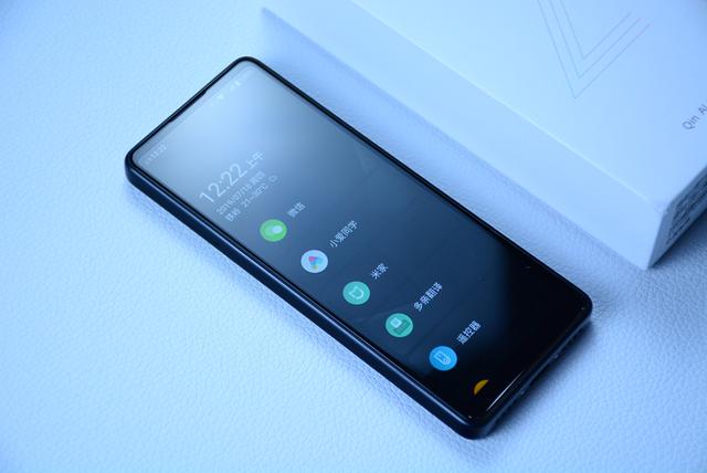 小米众筹新品,全面屏手机,支持小米ai助手_qin