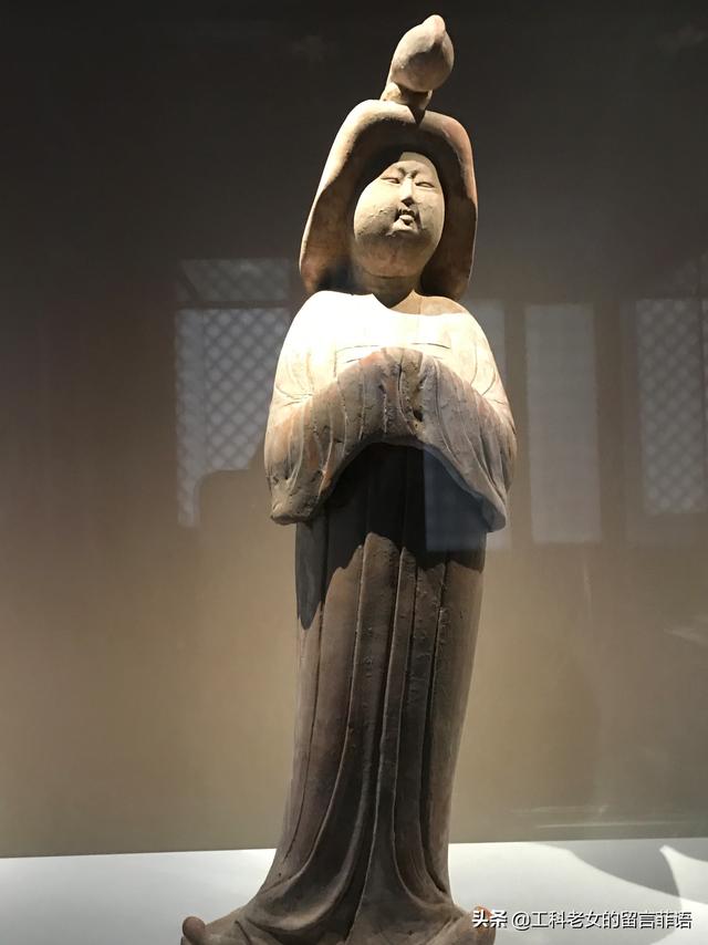 故宫半解之雕塑馆中的"大唐第一女歌手许鹤子"