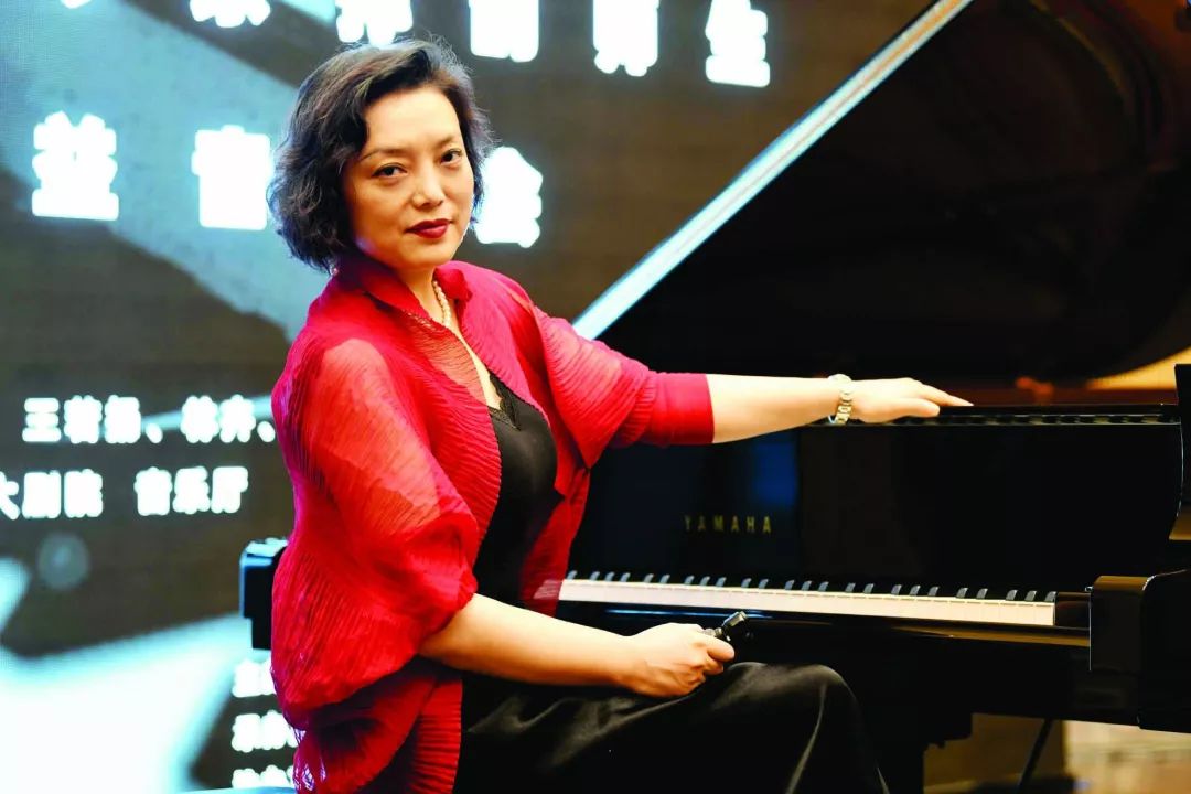 孙韵是目前国内少有的深得西方音乐界德俄两大学派精髓的钢琴家,掌握