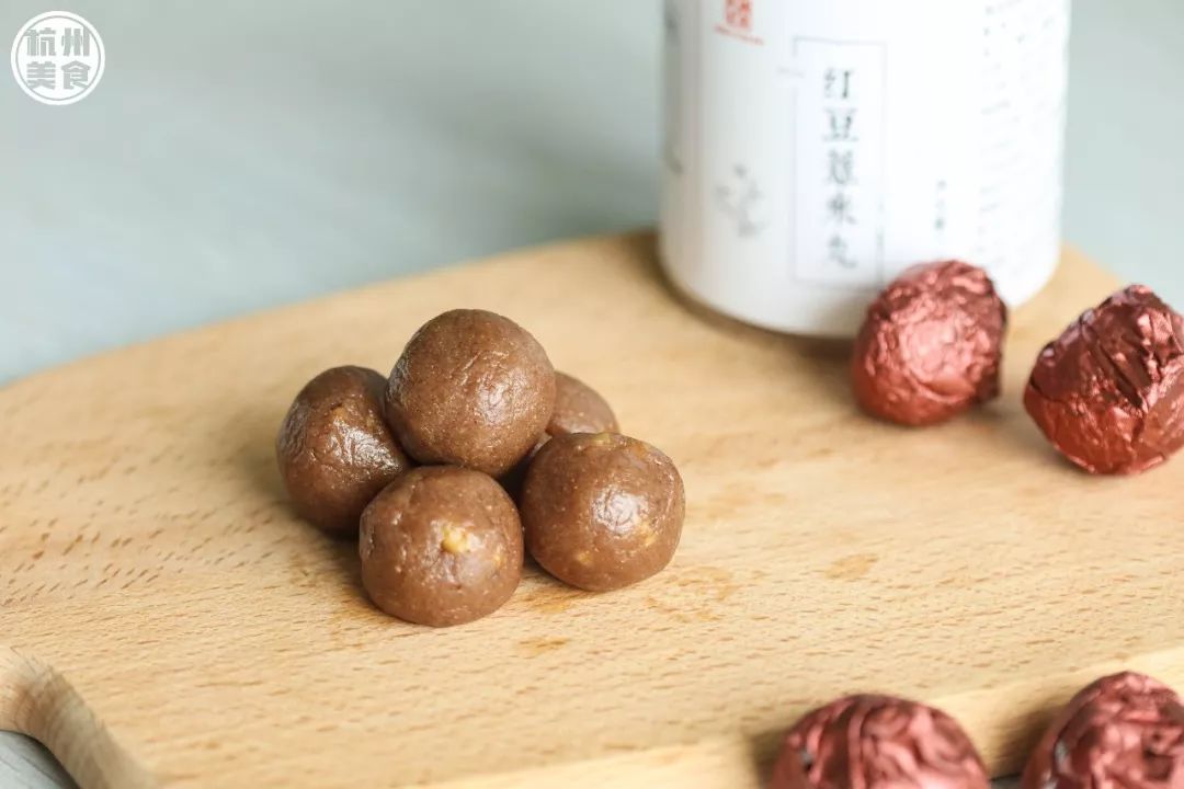 67养颜神器办公室大起底同事悄悄变美全靠这颗小红丸