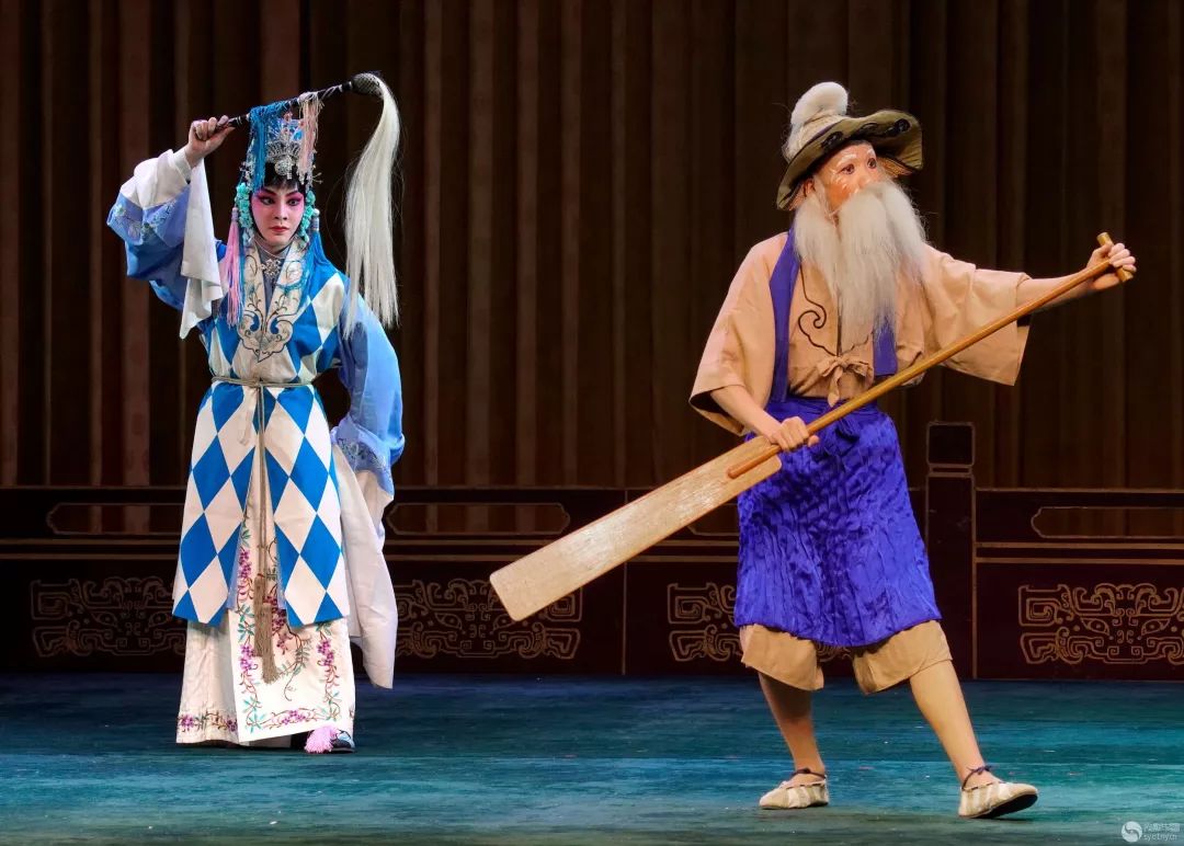 《秋江》 作者:红山幻影《牡丹亭》 作者:游园《鸭鸭葫芦》 作者:笑笑