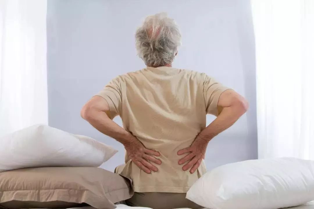 腰背痛,一查竟是"癌症之王"!医生:这8类人很危险