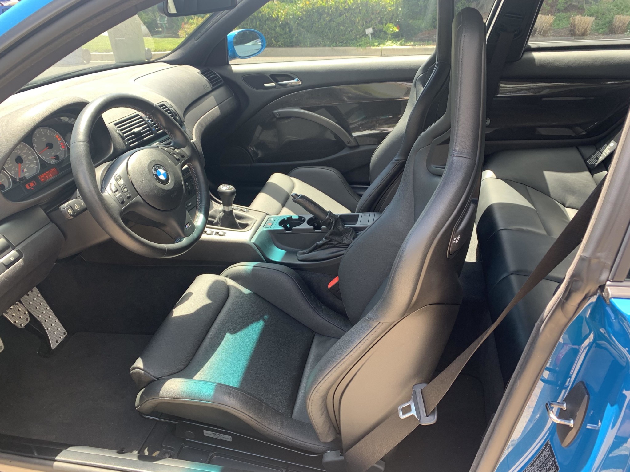 2003款手动bmwm3e46经典后驱