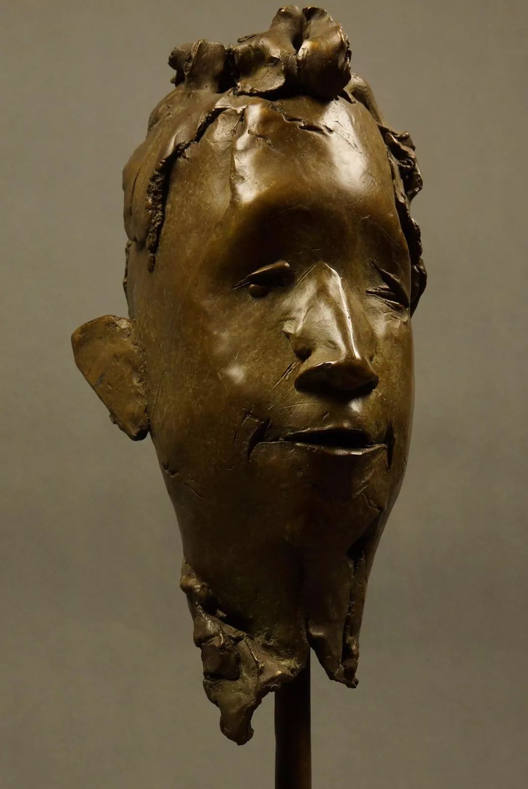 洪涛雕塑作品展在关山月美术馆开幕,拉开一场传统美学与当代艺术的