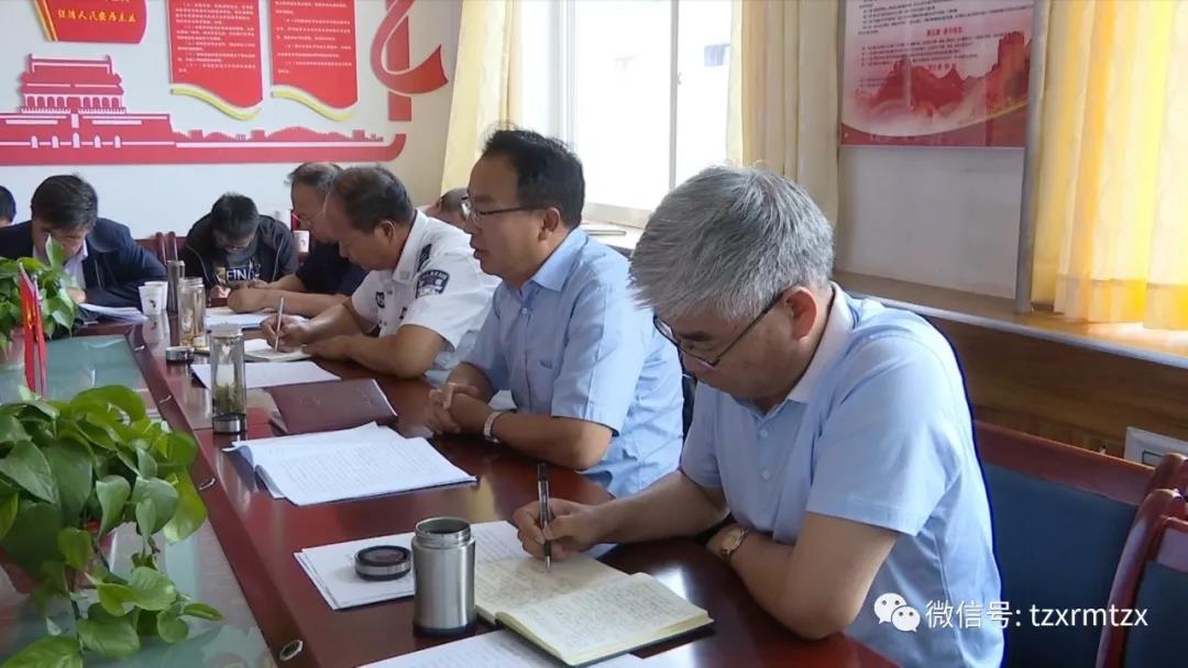 市委常委,政法委书记关维斌,副市长,市公安局局长李进强一行来天祝县