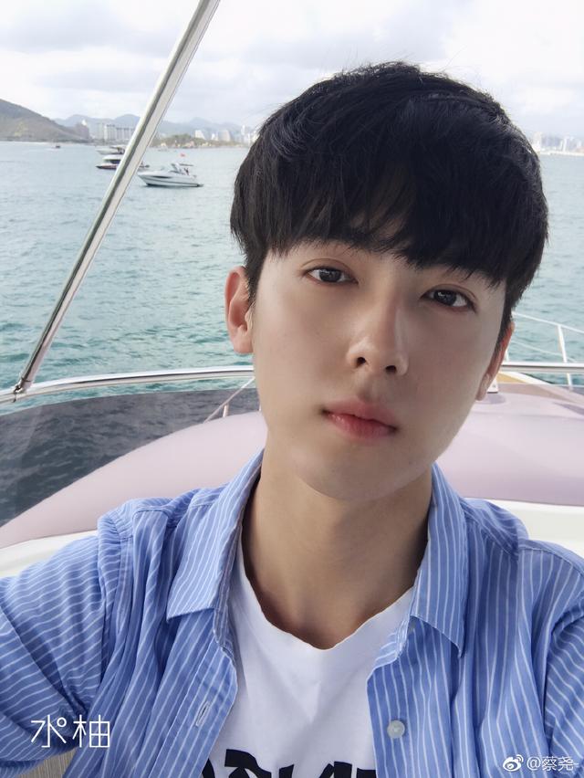 声入人心蔡尧演网剧曾经的英语学渣还能变学霸