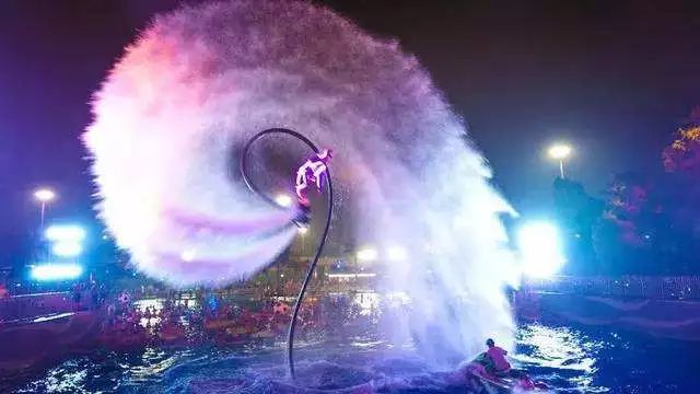 水上飞人电音派对带你躁浪一夏