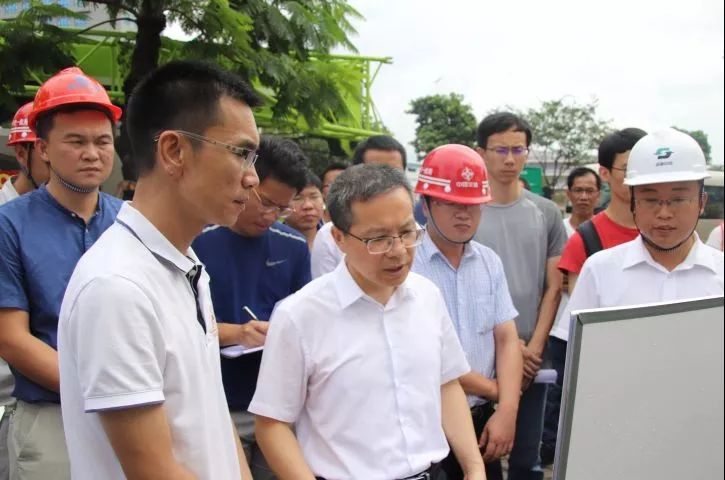 深圳市光明区区长刘胜到光明区全面消除黑臭水体治理工程现场调研