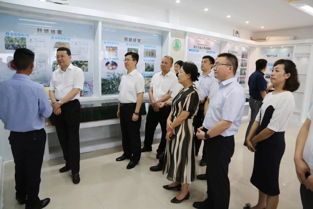 不忘初心牢记使命尔肯江吐拉洪做实基层统战工作广泛凝聚人心力量