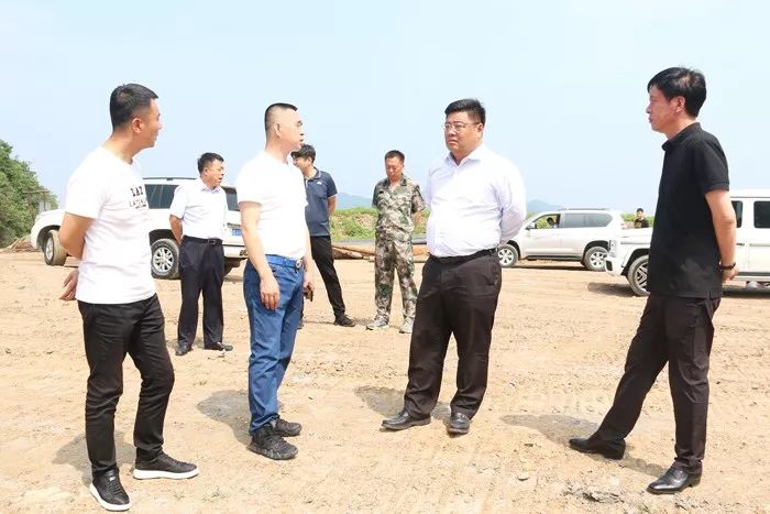 【要闻】县长罗奎亮到寒岭镇,甜水满族乡检查防汛工作