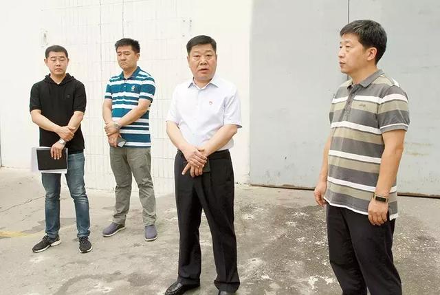 县委副书记,县长李培华在温县中医院实地督导李培华一行先后到温县