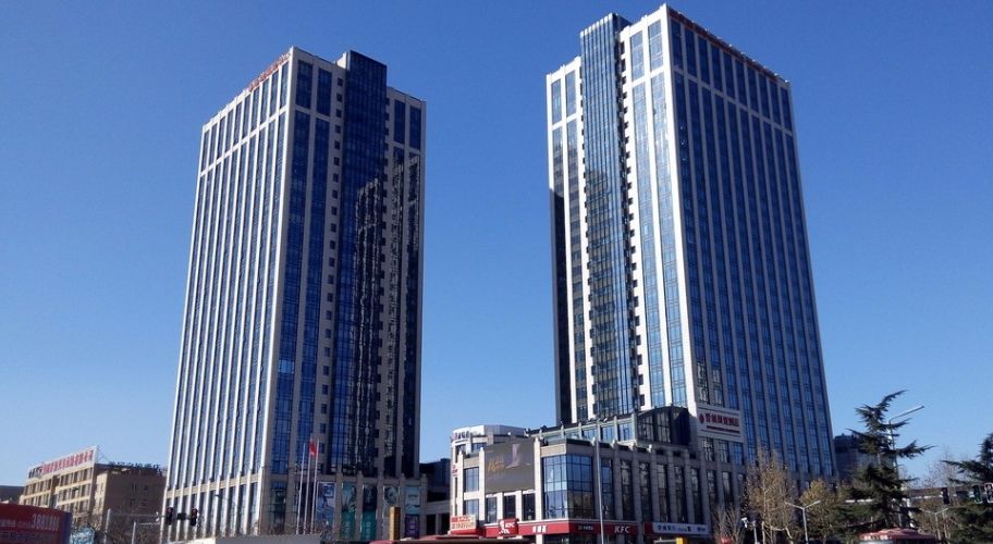 集合肯德基,酒店,商业街,广场,小吃城,中餐厅为一体,临近晋城市高级