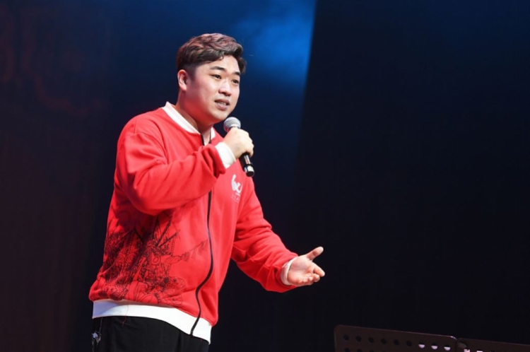 苏临轩粤剧名家丁凡,关青,梁耀安,粤乐名家卜灿荣,陈仲琰,星海音乐