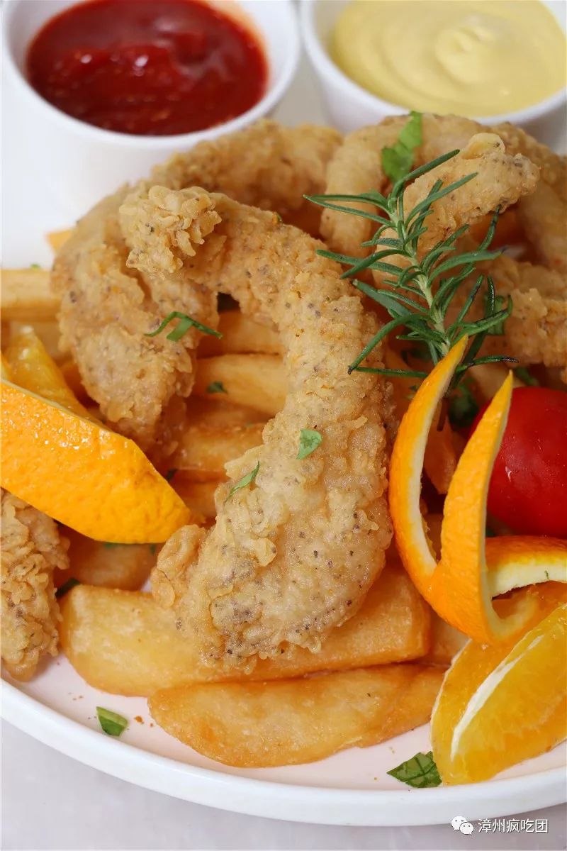 精选鲜嫩鳕鱼做炸鱼