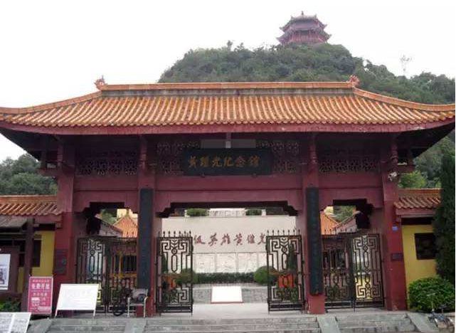 【"忆沧桑·记奋斗·颂辉煌"征文】王莹 ‖ 四川,我为你歌唱_发展