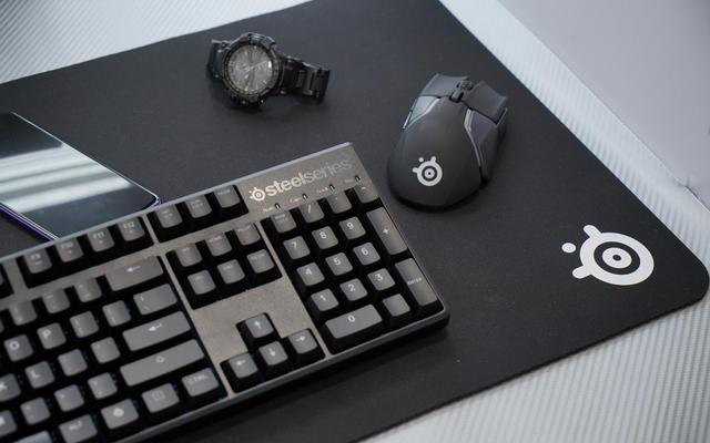 桌垫外设中的巨无霸赛睿xxl版qckheavy鼠标垫开箱