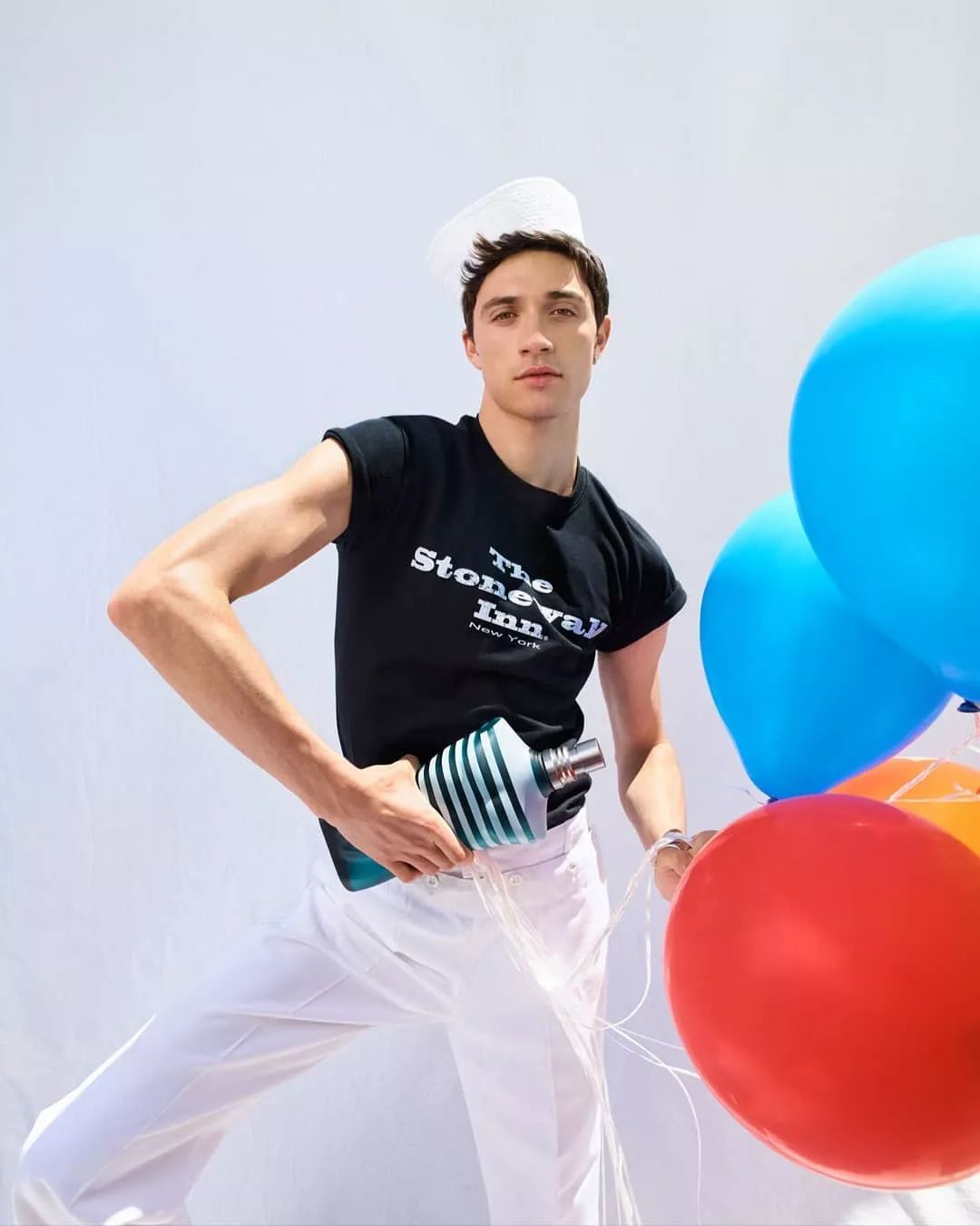 戳爷男友jacobbixenman获得首支广告代言