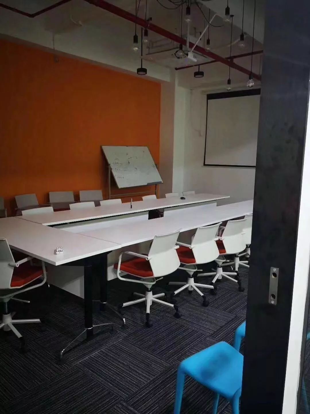 鲸跃文化招西瓜视频挂靠深圳龙华直播工作室转让公会寻斗鱼头部游戏