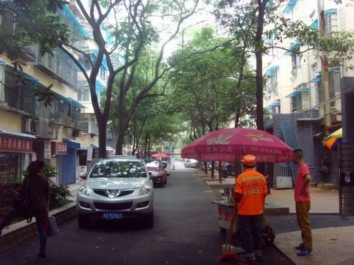 从曾经的"红灯区"到"盗墓迷"打卡圣地:红旗区的前世今生_长沙人