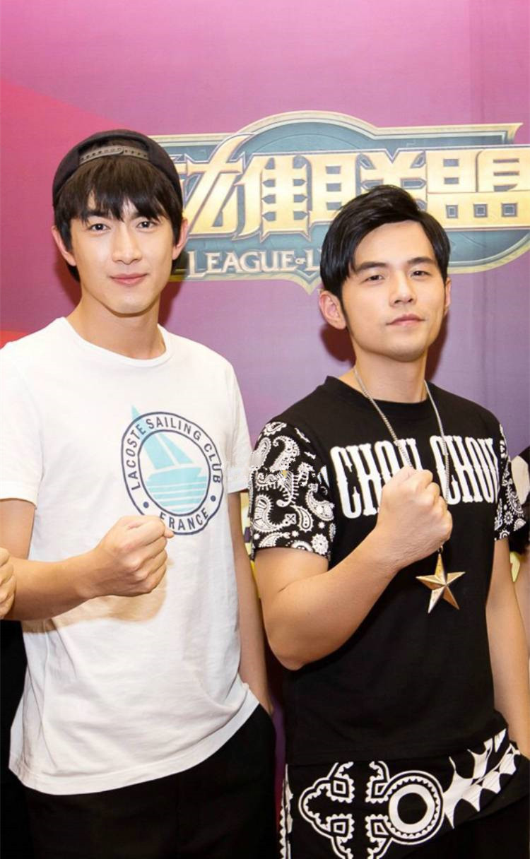 原创林更新求p和周杰伦合照遭网友恶搞心疼林狗