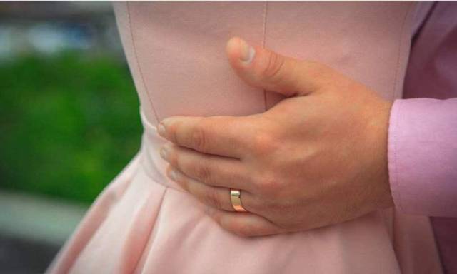 农村俗语"女怕摸腰,男怕摸头",啥意思,假若"摸了"又如何?