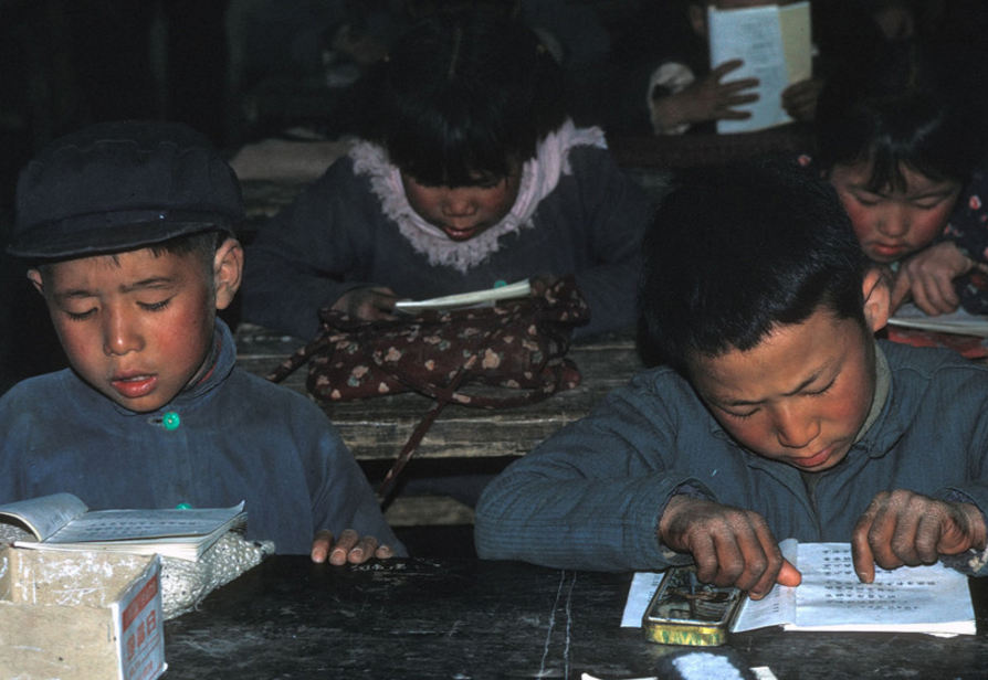 美国人镜头下上世纪七十年代的中国农村