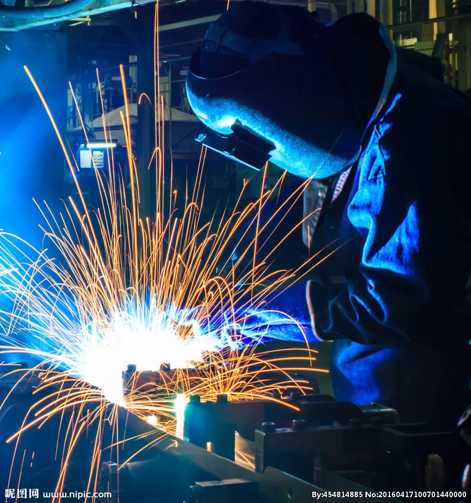 一分钟带你了解电焊工