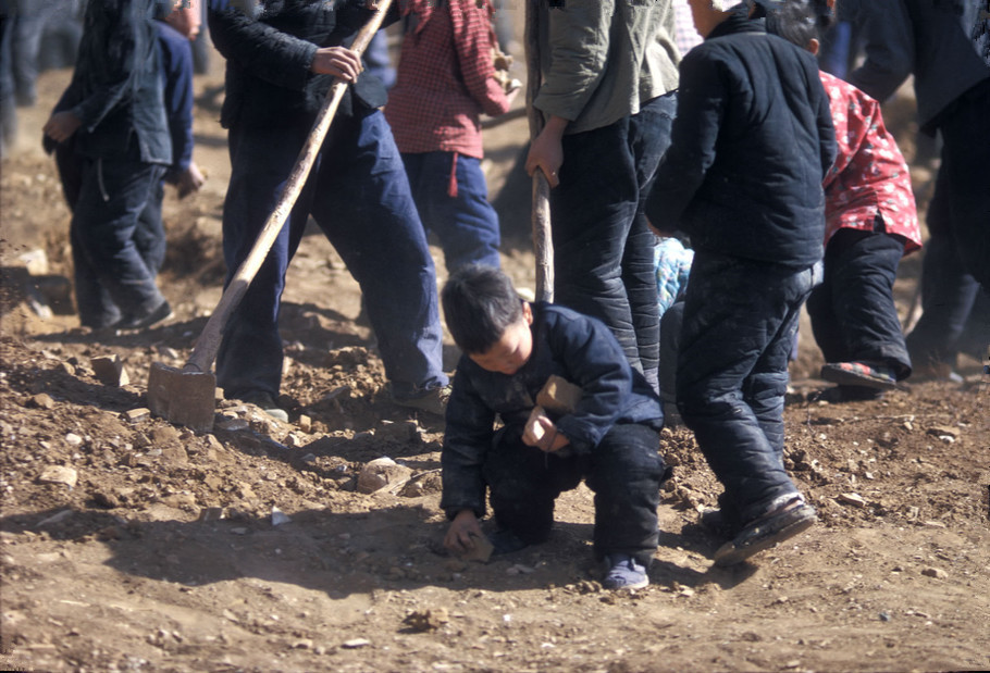 美国人镜头下上世纪七十年代的中国农村