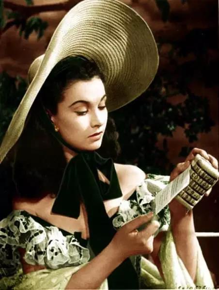 性丑闻也不敌她美貌她是乱世佳人也是渣女传奇