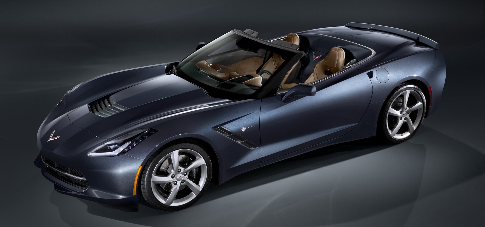 2020corvettec8vsc7让我们看看他们有什么不同