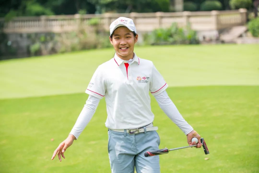 【战报】2019汇丰青少年比洞赛巅峰对决 女c刘泳廷鏖战27洞本土夺冠