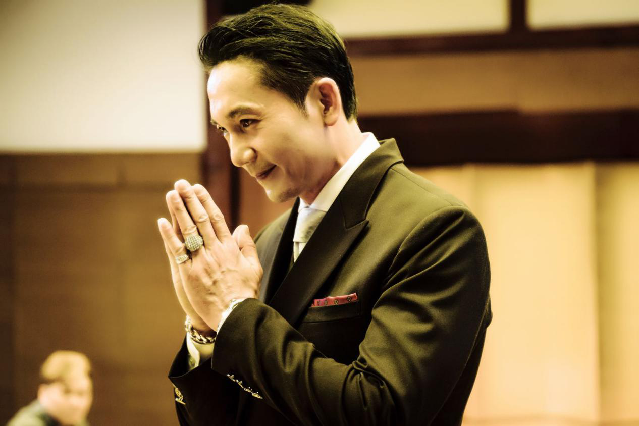 邹兆龙不拍戏演戏不光是事业还是热爱