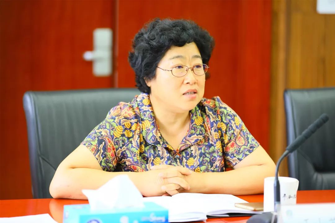 平谷教育区领导底志欣到区教委主持召开2018年全面从严治党主体责任