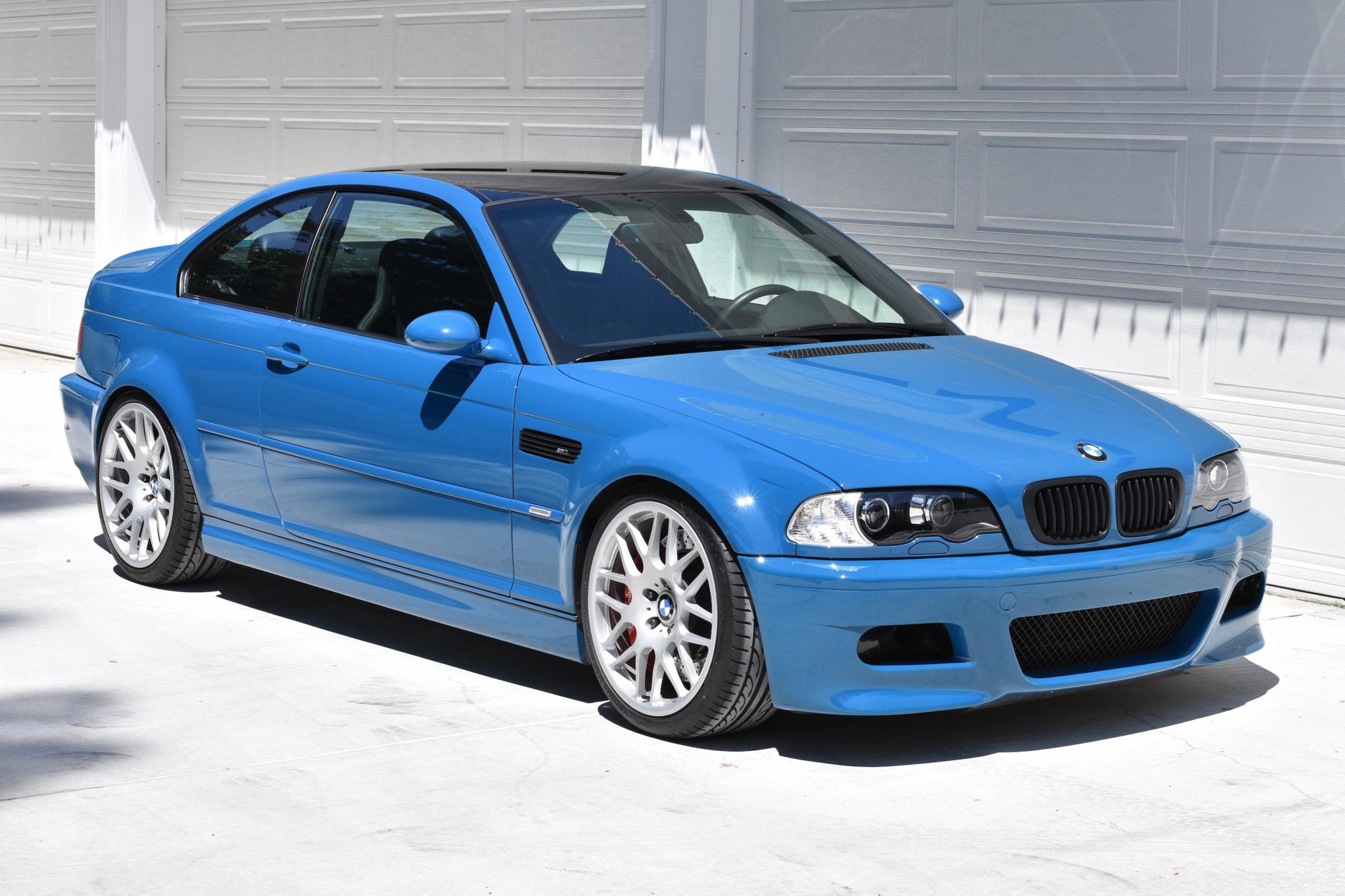 2003款手动bmwm3e46经典后驱