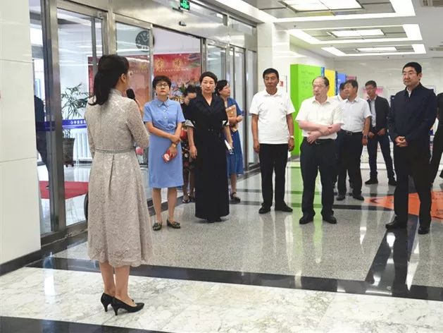 赛罕区政务服务局迎接自治区领导检查蒙古语文工作